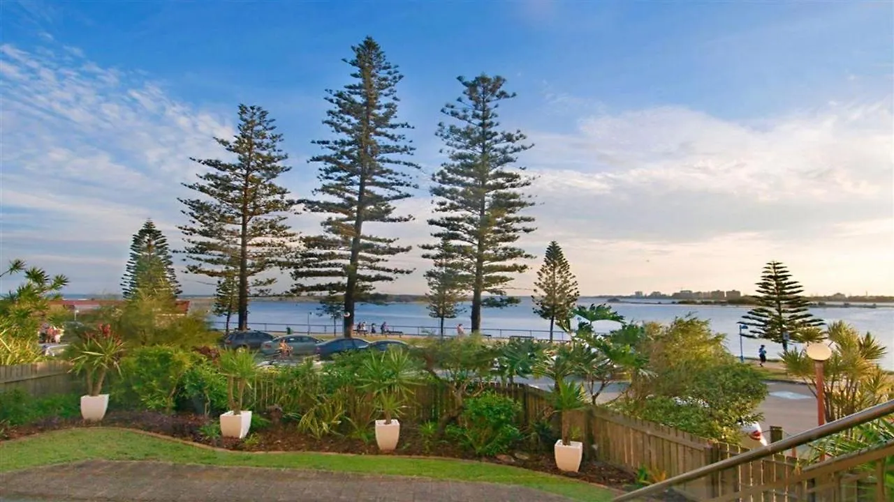 Allamanda U2 Awesome Location 卡伦德拉 0*,  澳大利亚